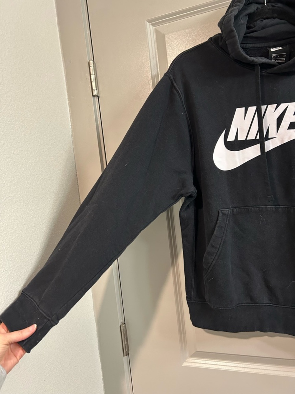 Nike Black Hoodie with White Swoosh Logo - Picture 3 of 4